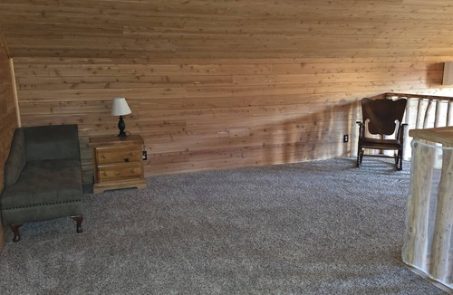Valentine Cabin | Sandhills retreat minutes from downtown Valentine