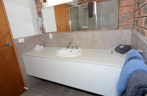 Kangaroo Flat Hotel | Sandhurst Motor Inn Bendigo