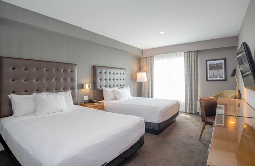 Hamilton Hotel | Sandman Hotel Hamilton