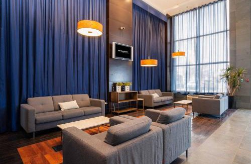 Northwest Calgary Hotel | Sandman Hotel & Suites Calgary West