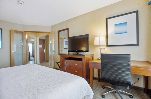 Downtown London Hotel | Sandman Hotel & Suites London Downtown