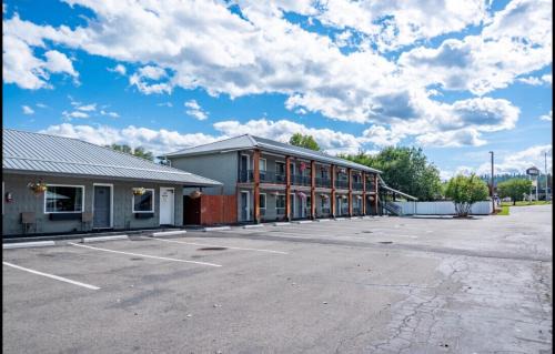 Libby Hotel | Sandman Motel