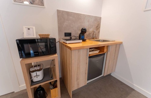 Villafufre Apartment | Sandoñana Palace | by Urban Hosting suite 11