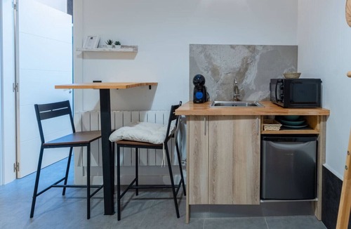 Villafufre Apartment | Sandoñana Palace - by Urban Hosting suite 2