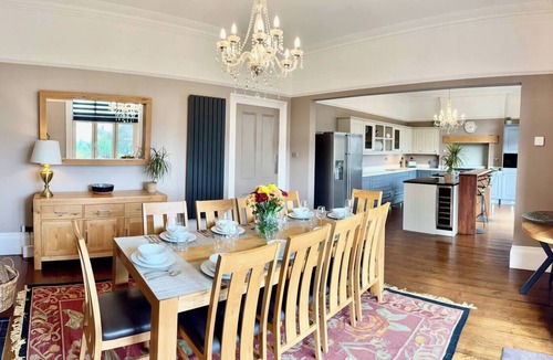 Sandown House | Sandown Bay | Modern Spacious Home