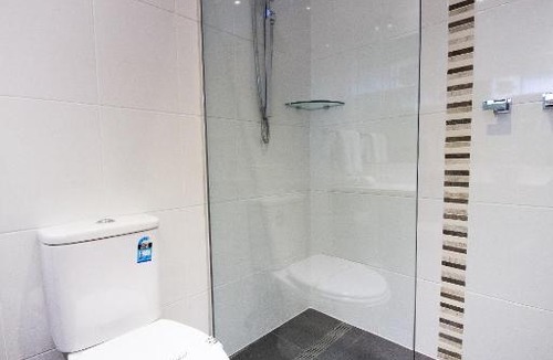 Noble Park Apartment | Sandown Regency Hotel & Apartments