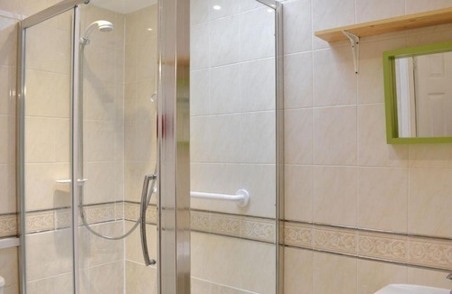 Sandown House | Sandown Retreat