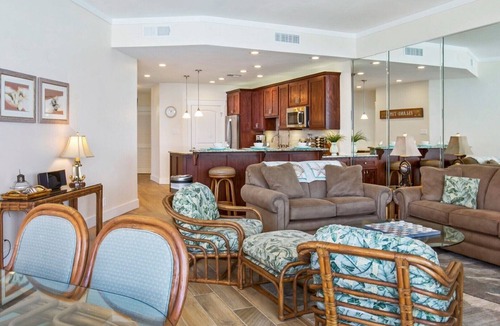 Port Aransas Condo | Sandpiper Condominiums 1209, Panoramic Gulf Views w/direct access to Mustang Island/Port A beaches.