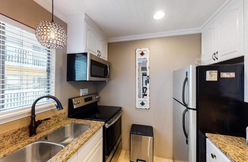 Holiday Isle Hotel | Sandpiper Cove 3111