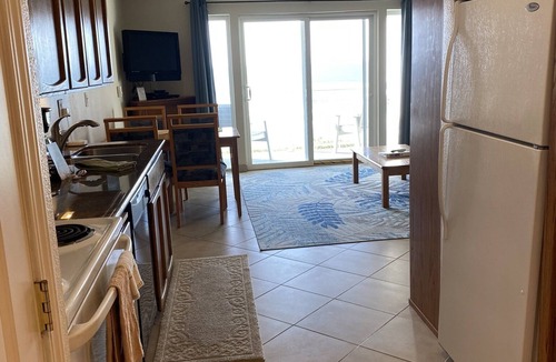 Lincoln City Apartment | Sandpiper Suite 104
