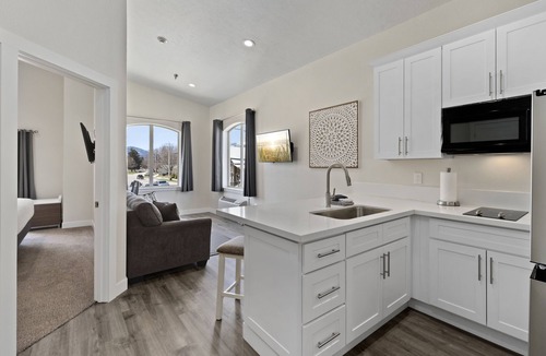 Sandpoint Hotel | Sandpoint Hotel & Suites Downtown