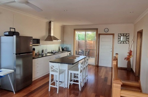 Largs North House | Sandrift by the beach