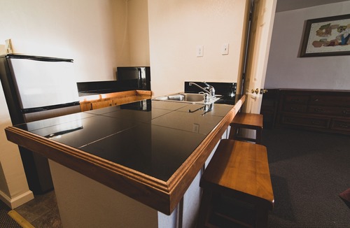 Cheyenne Hotel | Sands Motel
