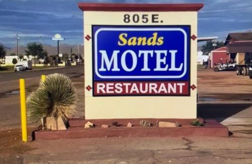 Van Horn Hotel | Sands Motel