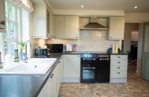 Burwardsley House | Sandstone 34