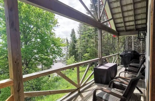 St. Martins Ski Chalet | Sandstone Chalets overlooking the Bay of Fundy - SERENITY