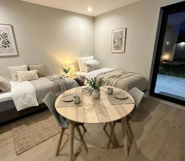 Noisy-sur-Ecole Apartment | Sandstone