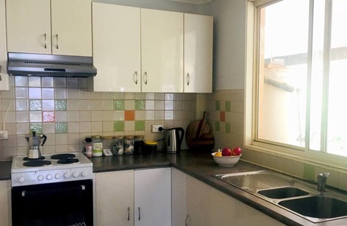 Elands House | Sandstone mountain cottage, pets welcome