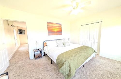 Fremont House | Sandusky River Retreat Fire Pit & King Bed