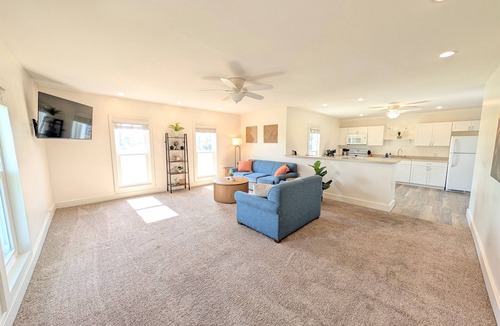 Fremont House | Sandusky River Retreat | Fire Pit & King Bed