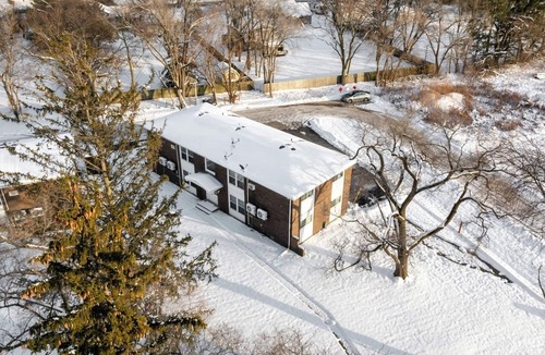 Sandwich Apartment | Sandwich IL 1BR | Near Lake + Downtown