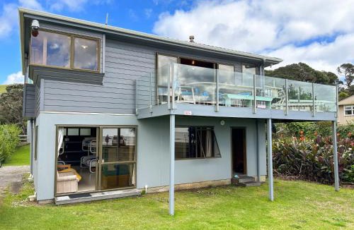 Matapouri House | Sandy Bay Beachfront