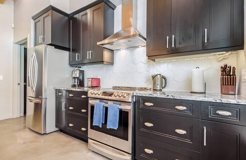 Westmeath Cottage | Sandy beach house property in Ottawa Valley