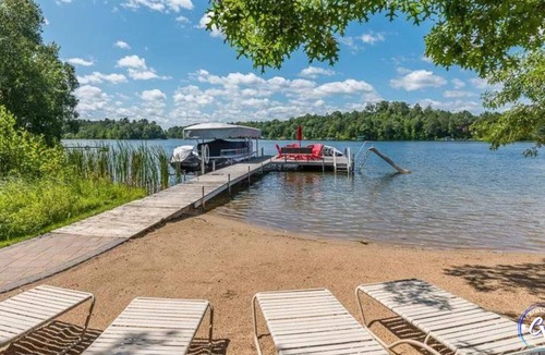 Crosslake Cabin | Sandy Beach on O'Brien Lake. Sleeps 16