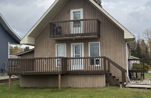 Ignace House | Sandy Beach Waterfront