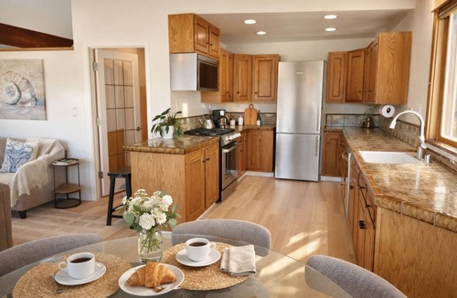 Opal Cliffs House | Sandy BEACHFRONT Surfside - at Corcoran Beach, Newly Remodeled w/HOT TUB!