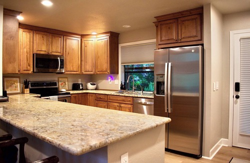 Mount Hood Village House | Sandy Cheeks: River Access, Hot Tub, BBQ, Fire Pit