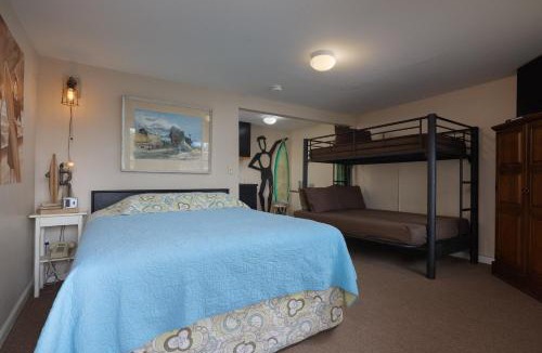 Seaside Hotel | Sandy Cove Inn