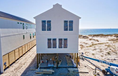 Southpointe House | Sandy Crax West ~ 8 Bedroom ~ Private Pool ~ Sleeps 26