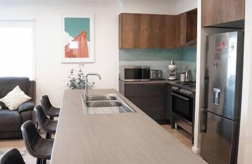 Peterborough House | Sandy Feet Retreat Su