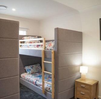 Peterborough House | Sandy feet retreat