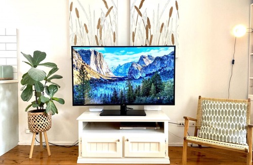 Narrabeen Apartment | Sandy Foot = Close to the Beach