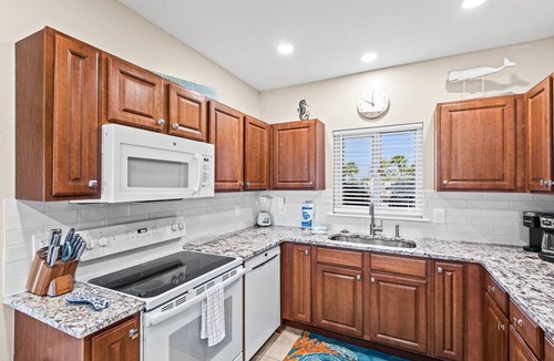 Ono Island Condo | Sandy Key 122: 2 BR/2 BA Perdido Key, FL Beachfront Condo, On-Site Rental Office, Sleeps 6