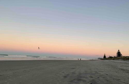 Waihi Beach House | Sandy Palms - Home Away From Home