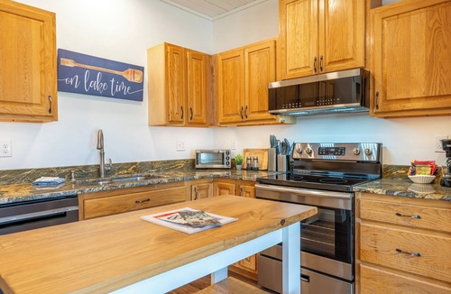 Ely Resort | Sandy Point Resort, Lakeside 2BR Modern Escape