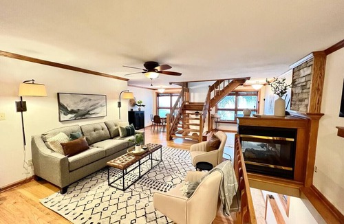 Pulaski House | Sandy Pond LAKE HOUSE | Pets | Tiki Bar | Fire Pit