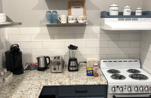 Arlington Heights Apartment | Sandy's Sweet Suite (Private & Complete Studio)