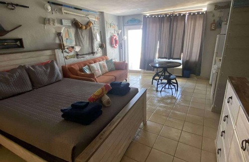 Bostwick Park Condo | Sandy Shores Retreat – Beach Access + Pool