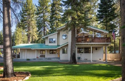 Tahoe Vista House | Sandy Shores Villa