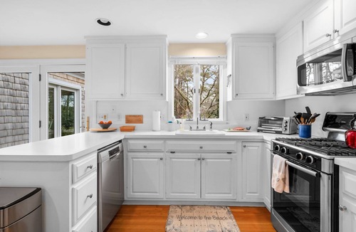 Harwich Port House | Sandy Spot: Walk to Beach, Sleeps 10