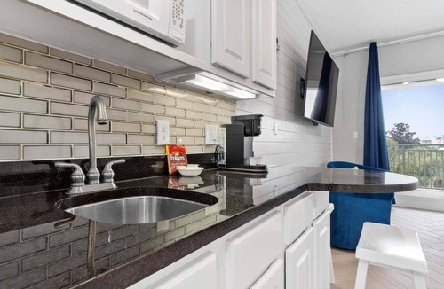 Rosemary Beach Condo | Sandy Toes 30A 308- Cozy Studio-Sleeps 2