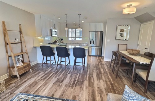 Downtown Condo | Sandy Toes Retreat steps from Ocean in Pismo Beach