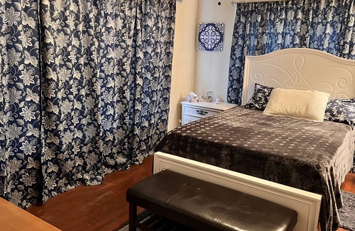 Del Mar House | Sandy Toes - WALK to the BEACH!