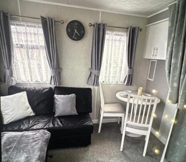 Saltcoats Resort | Sandylands caravan park