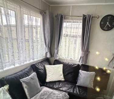 Saltcoats Resort | Sandylands caravan park