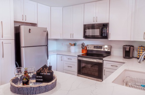 Paradise Valley Village Condo | Sangria Skies condo - heated pool, gated, close to golf, dining, medical